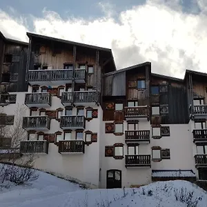 4-person-ski-studio-valfrjus.hotels-rhonealpes.com/